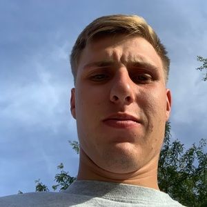 Meet your Posher, Bret